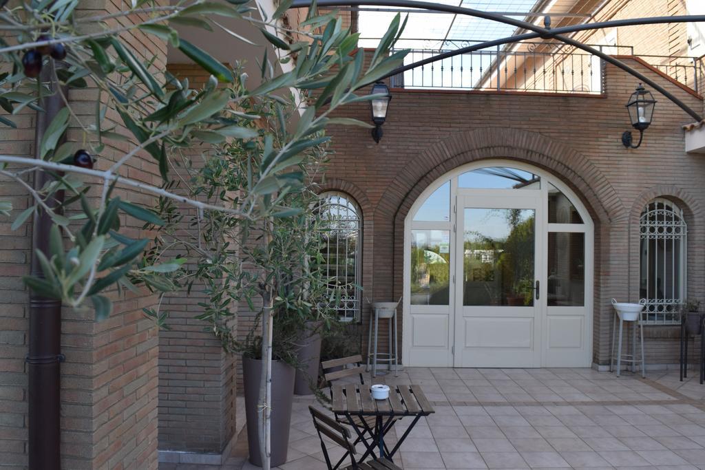 Le Nicchie Guest House Лучера Экстерьер фото